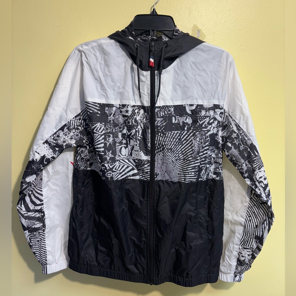 Volcom Men’s USST Hooded Windbreaker NWT